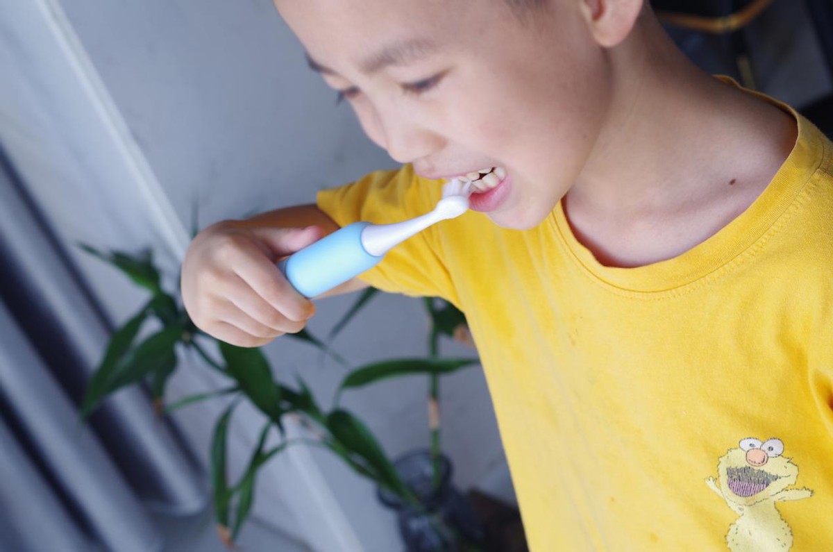让小孩喜欢电动牙刷,让孩子爱上刷牙