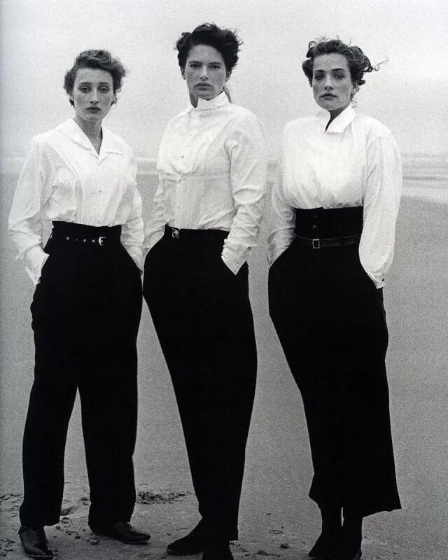 58岁的白发模特,58岁的白发模特视频