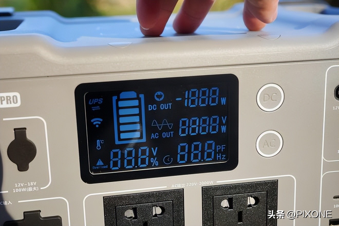 百克龙户外电源对比电小二,百克龙户外电源测评