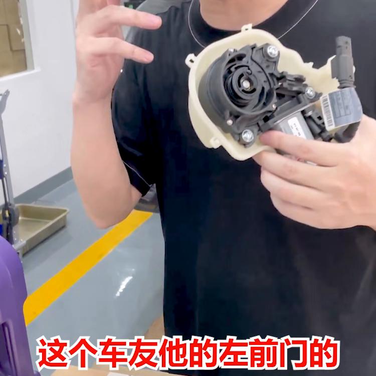 这是一个大工程,老款卡宴开始整备