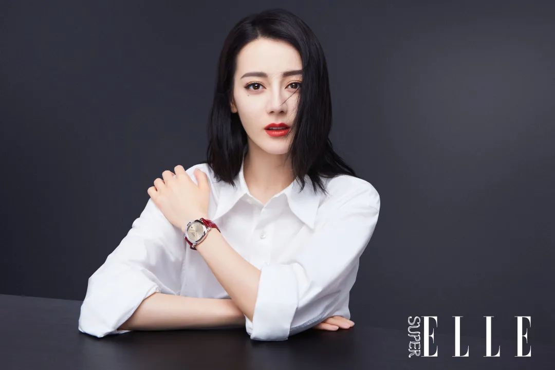 沛纳海迪丽热巴摇曳生姿,迪丽热巴和沛纳海