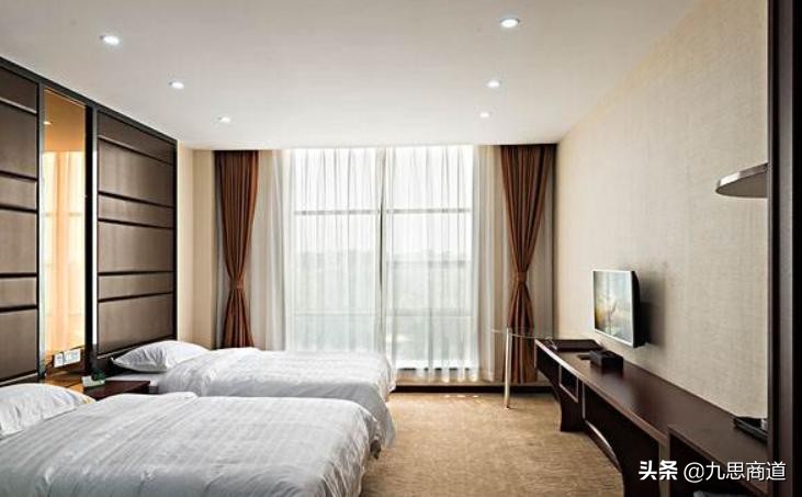 丽江老板的酒店帝国：5天收款163万，学会4招你也能做到