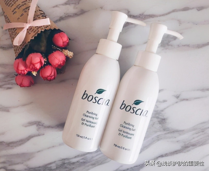 冬天皮肤干燥夏天出油用什么保湿,冬季油性皮肤干燥怎样补水更有效