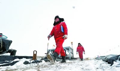 这一年我们一起携手走过,过去的一年我们一起携手走过