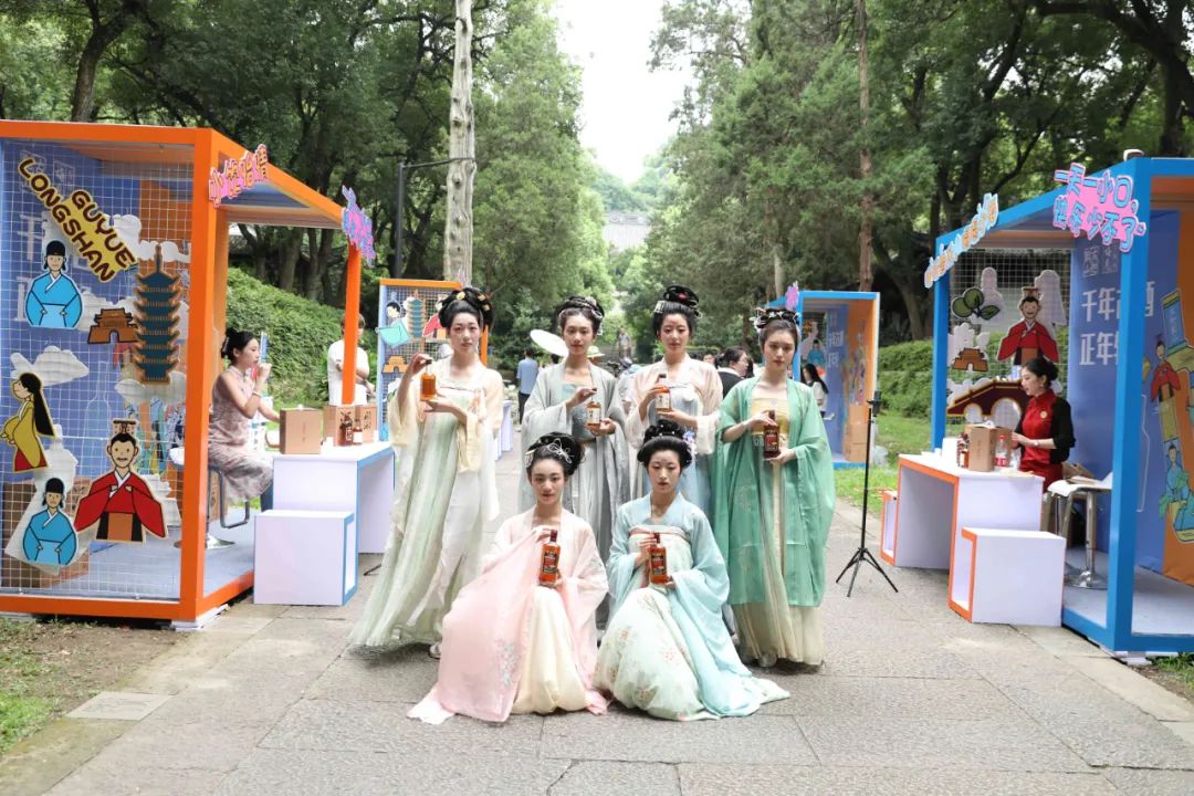 微醺时代酒,微醺和梅见哪个度数低