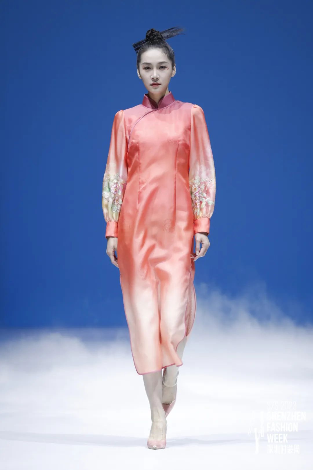 衡韵雅序服装郑州店,衡韵雅序郑州机场