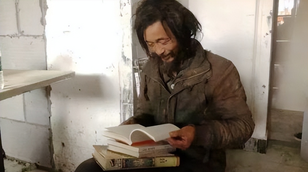 流浪大师沈巍被曝收入,流浪大师沈巍直播视频