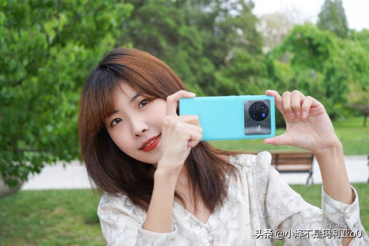 vivox80巅峰极速测评,今年旗舰机最推荐的vivox80