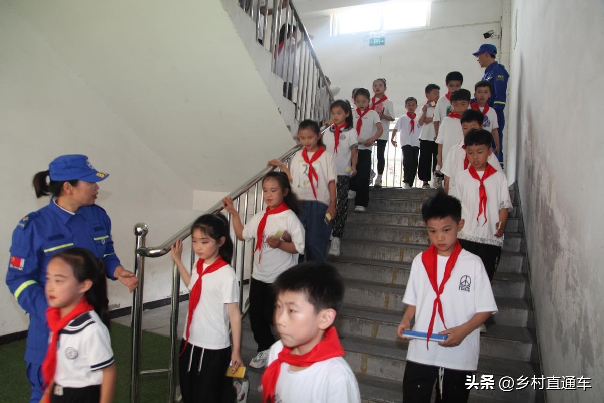 蓝天救援队进校园培训通讯报道,武陟县有没有蓝天救援队