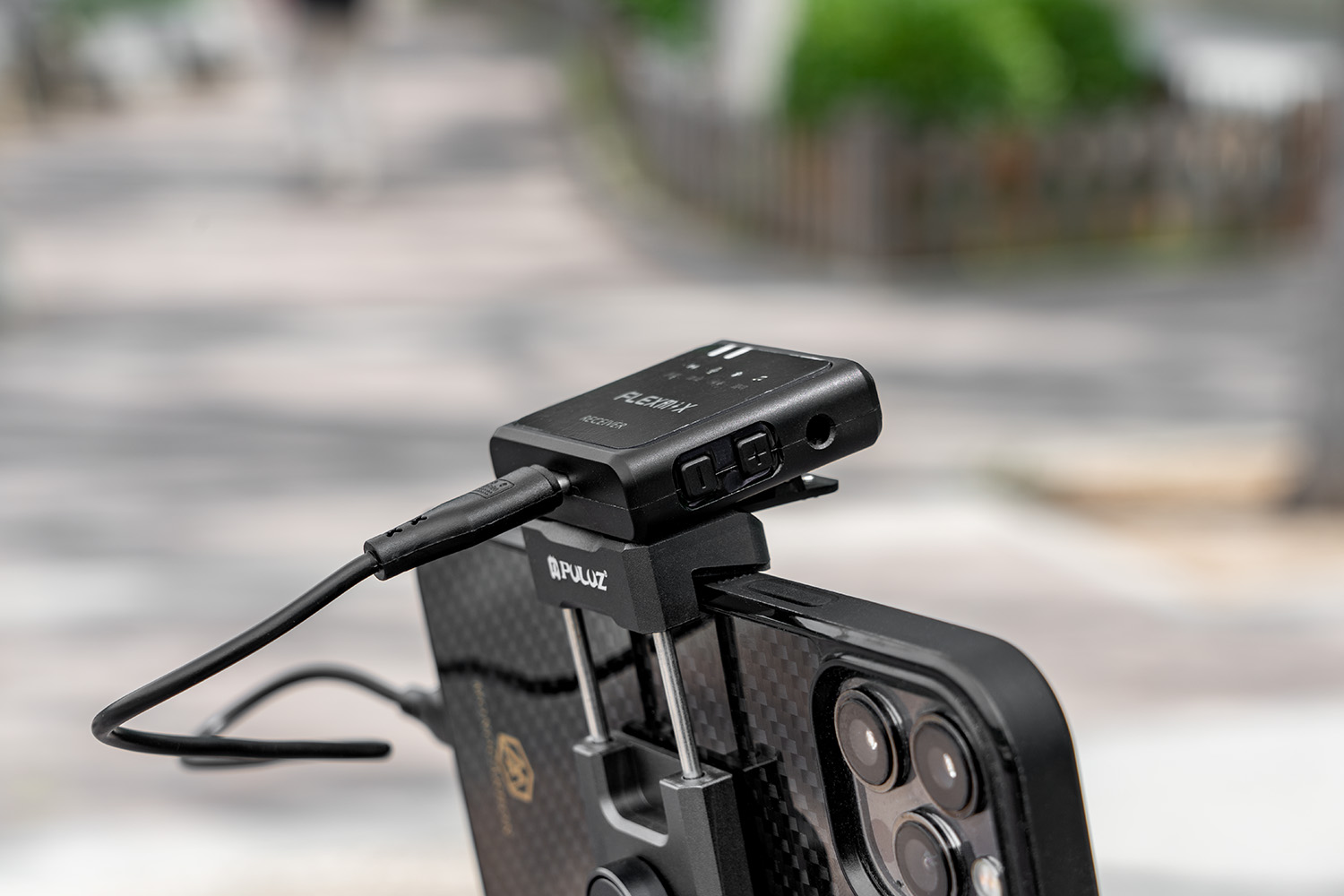 一拖一无线领夹麦克风三档通用,一拖一无线带混响麦克风