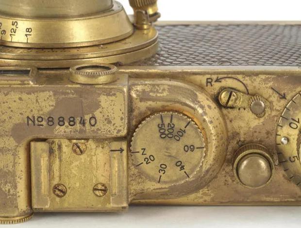 送给别人一台相机,1976年的相机多少钱