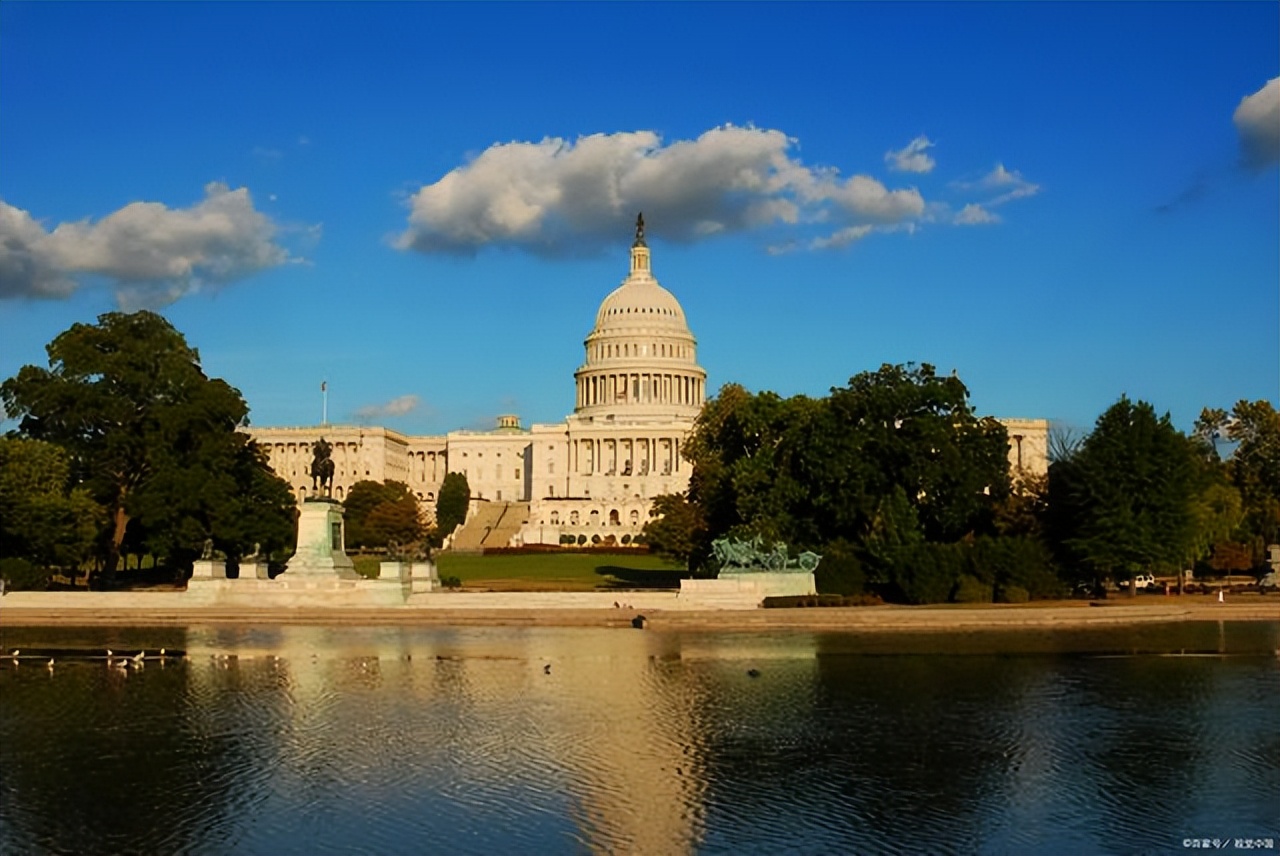 a股股市里血淋淋的教训,a股持续低迷股民该如何抉择