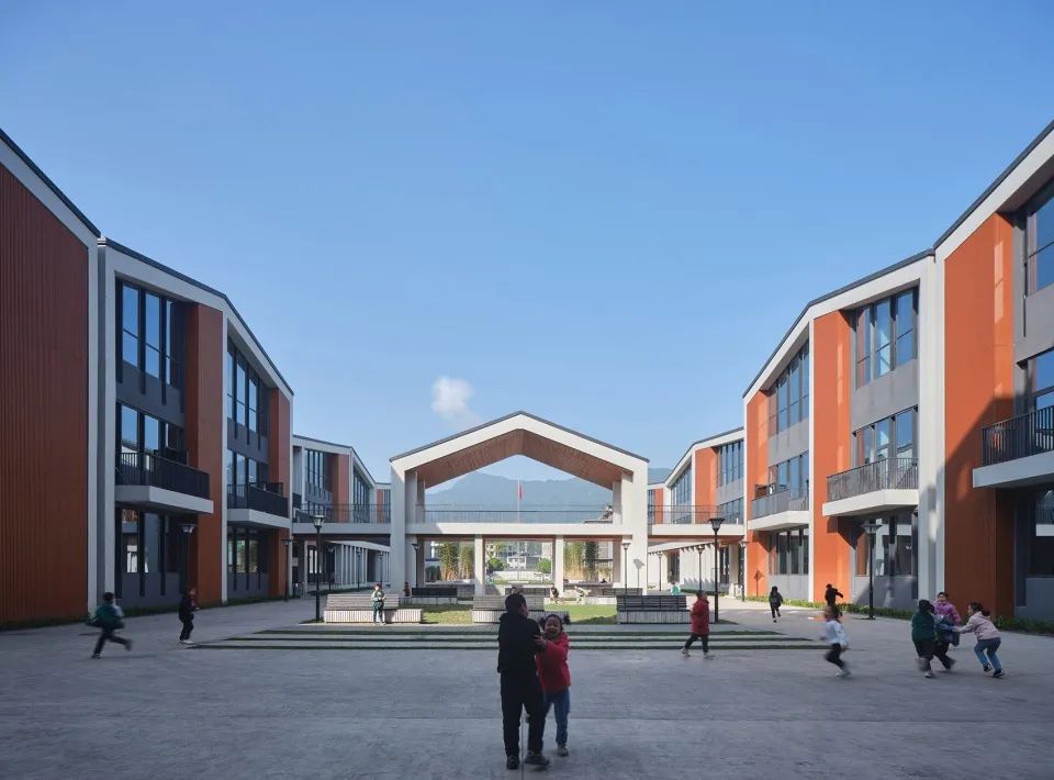 坡屋顶通风口设计效果图,坡屋顶设计效果图大全