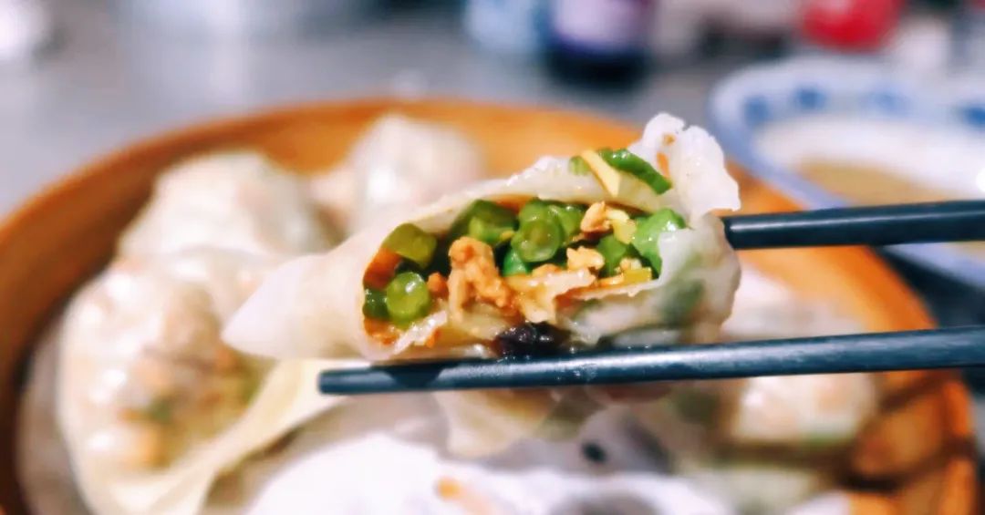 两天一夜嗨吃15顿，这座小城真把人香迷糊了