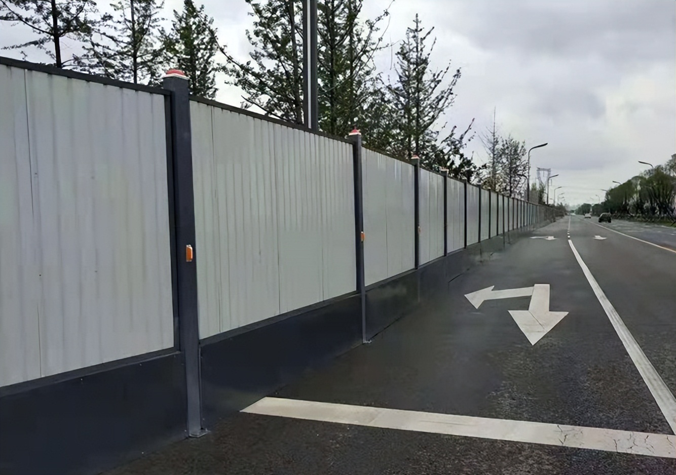 施工现场围挡设置有哪些规范,施工围挡有哪些规格型号和作用