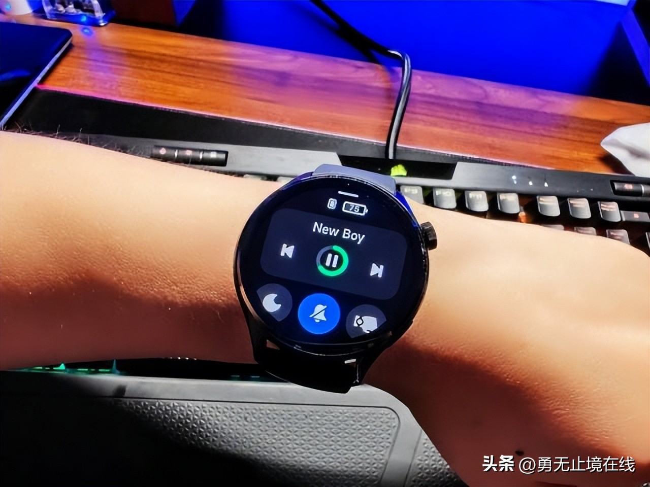 现在智能手表哪一款比较好,智能手表哪款手表比较好