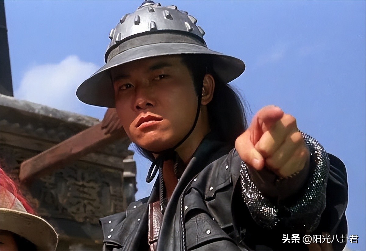 为人低调的6位男星,表面低调实则家世显赫的10位男星