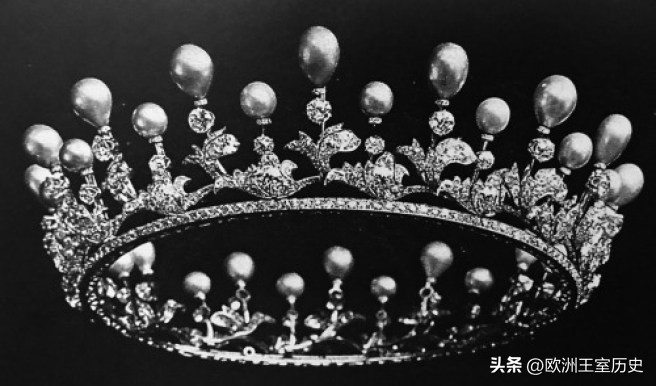 带你看遍世界顶级珠宝,珠宝篇带你云看贵族们的钻石王冠