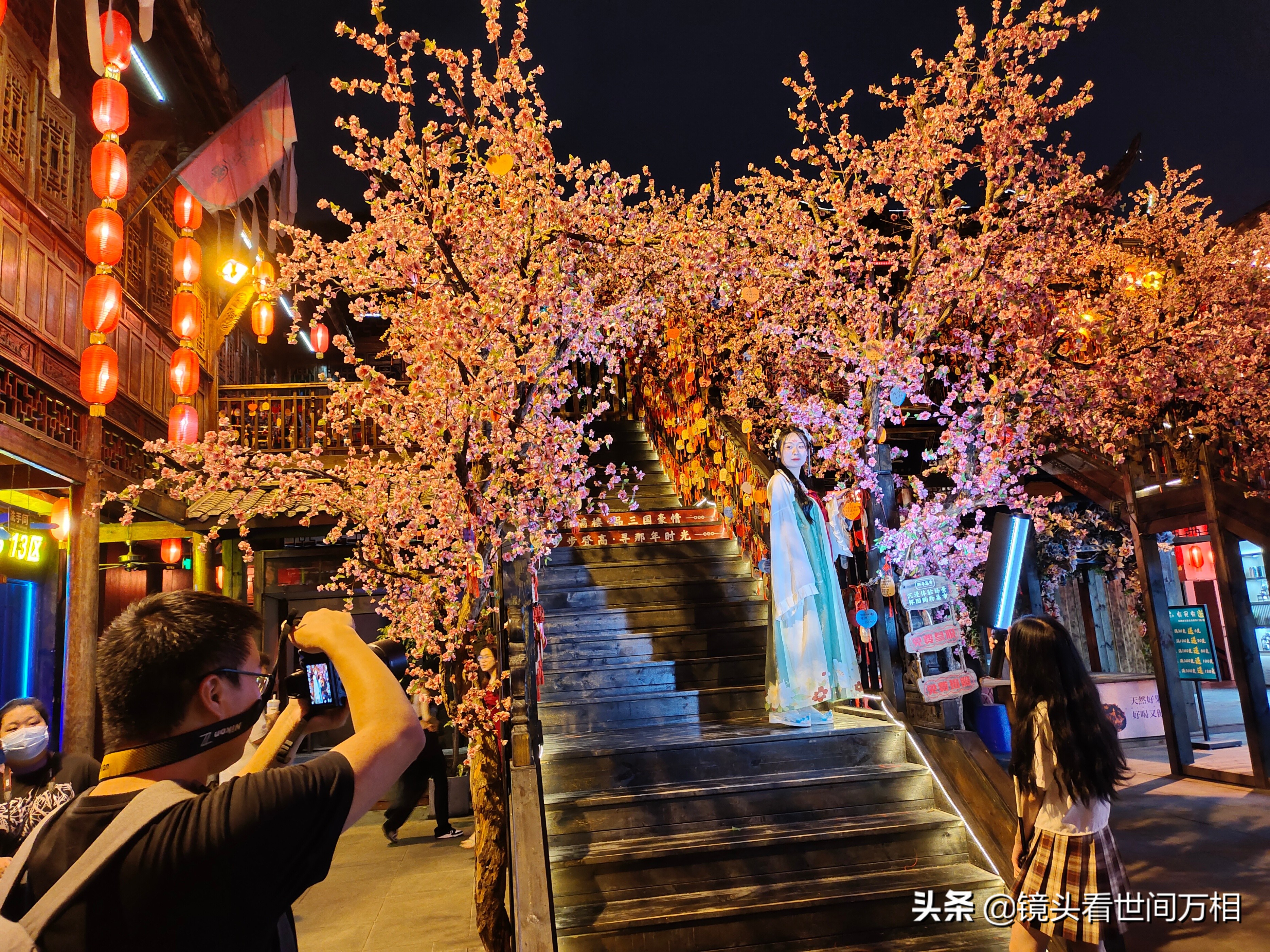 探秘成都市,四川成都锦里古街感受古蜀文化