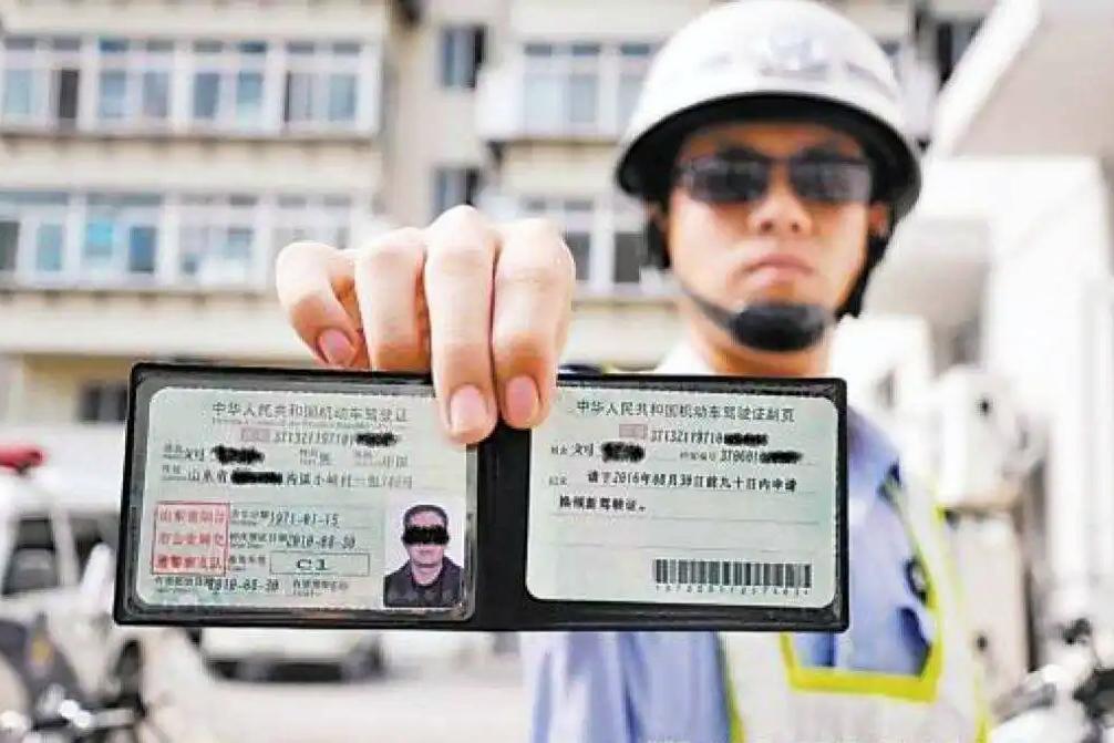 找代办年检多少钱,找代办验车多少钱