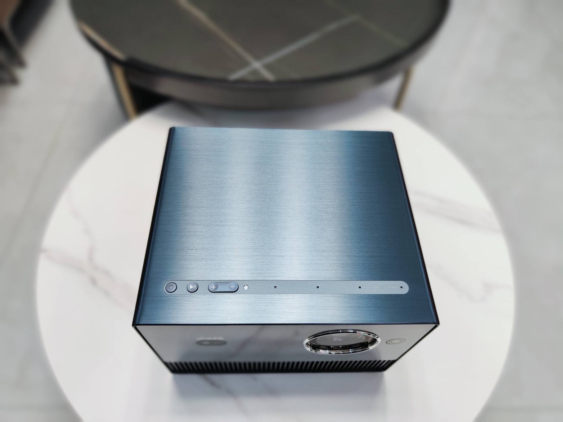 lg激光投影4k多少钱一台,激光投影和4k激光投影