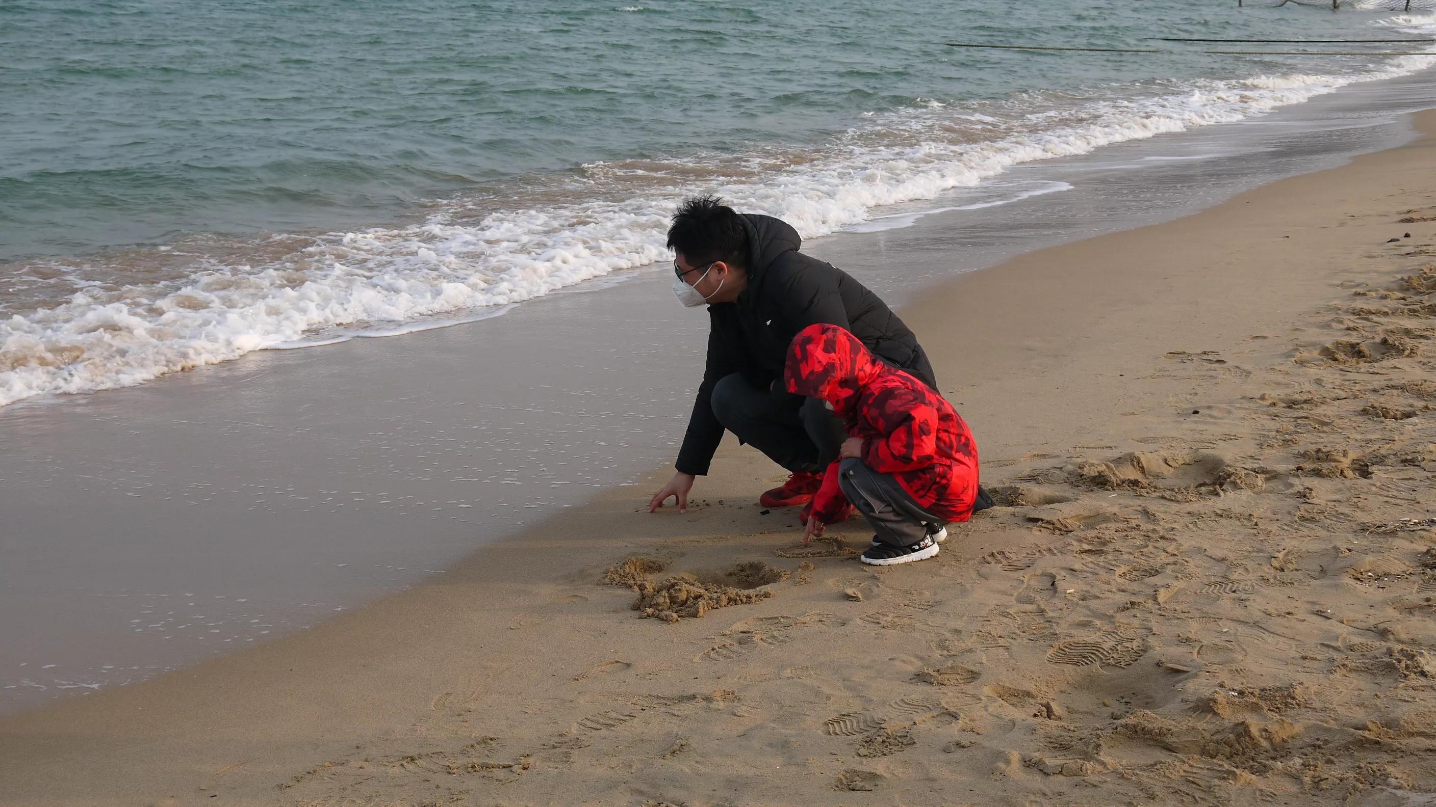 青岛崂山仰口沙滩相关风景视频,崂山怎么去仰口沙滩