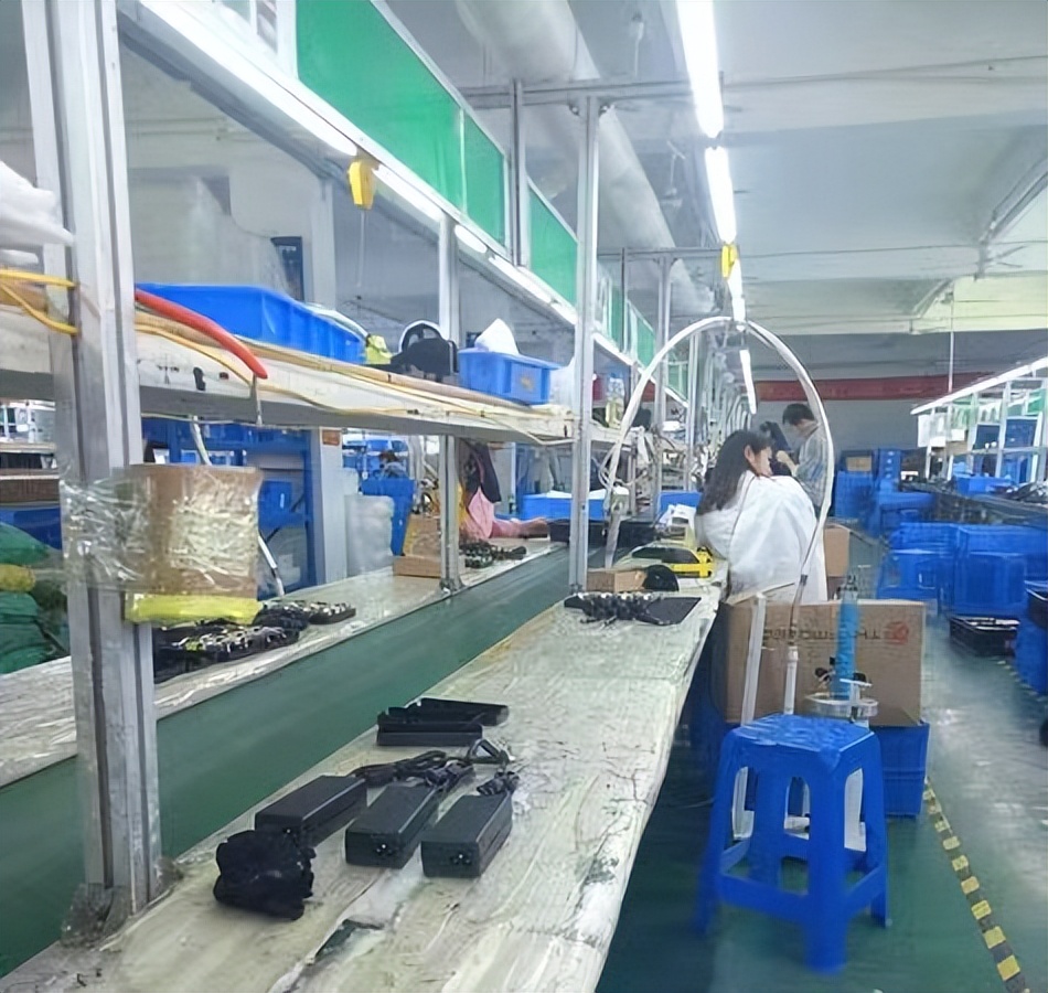 在深圳开理发店盈利,理发店开了一年只能赚几千块