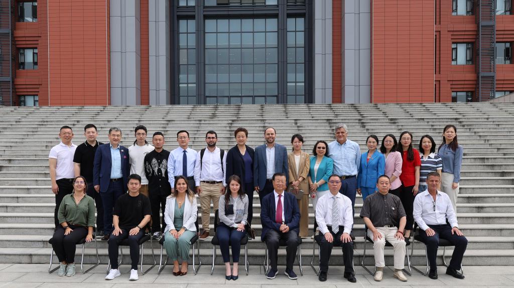 哥伦比亚大学合作项目,哥伦比亚代表团访问