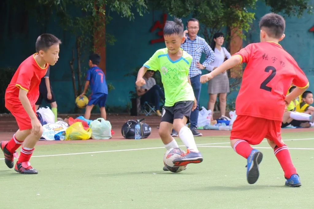 中山市校园足球联赛初中组,中山区第11小学总校直播足球比赛
