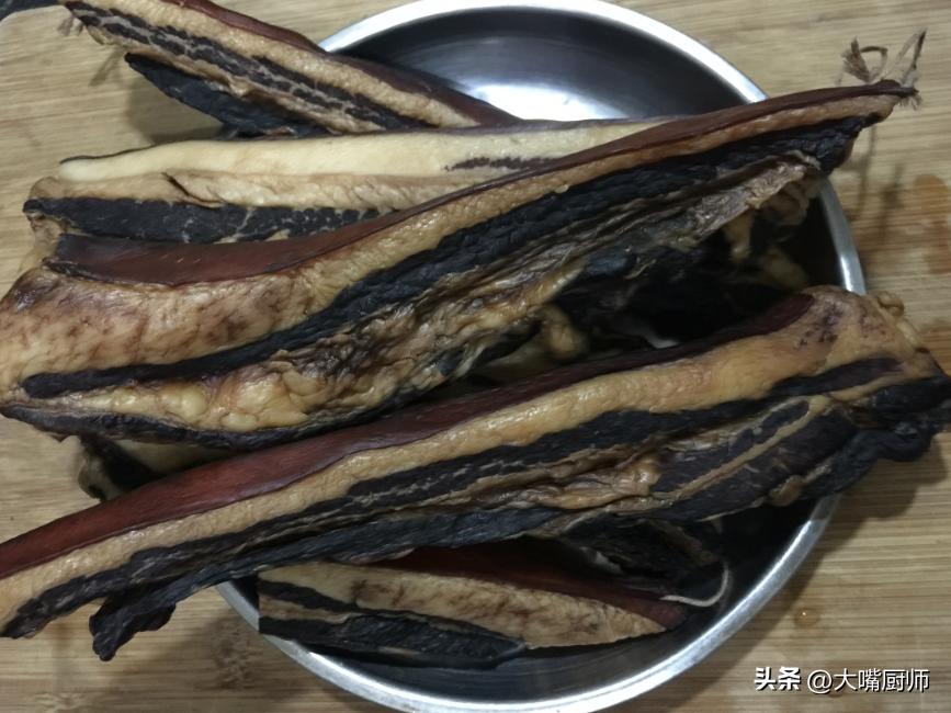 腌腊肉只放盐,腌腊肉的放盐正确方法