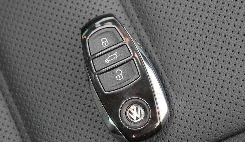 爱车保用车百科,汽车钥匙进水失灵怎么修复