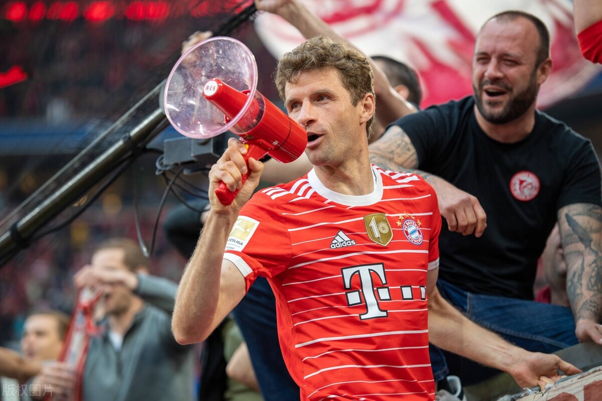 马内利物浦首秀,一场3-0让拜仁破5大纪录