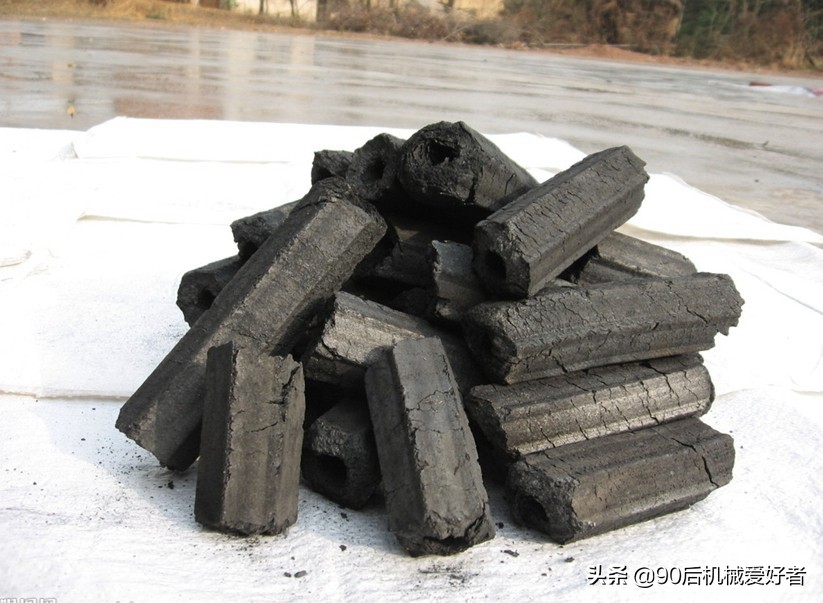 夫妻开烧鹅店一个月赚多少钱,夫妻开烘焙店利润多少