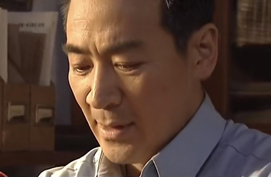 口碑最好潜伏的谍战剧15部,十部熬夜必看谍战剧潜伏第一名