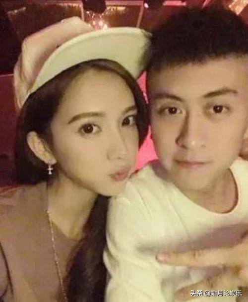 王思聪跟秦奋同款表,戴王思聪同款千万手表