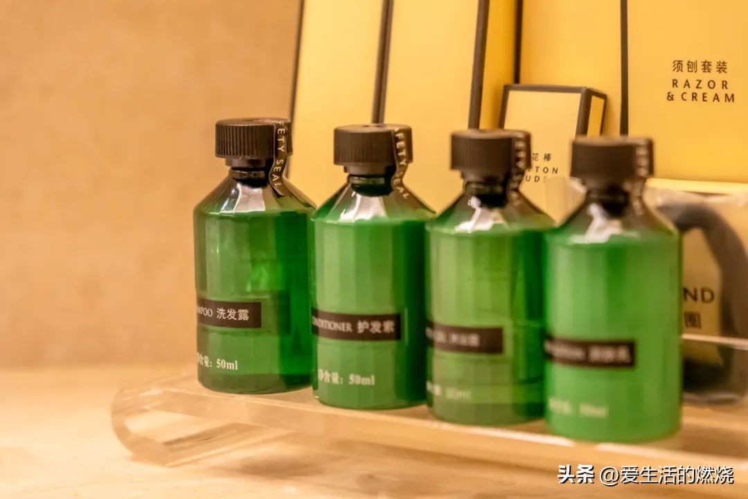 扬州香格里拉三把刀,香格里拉三把刀