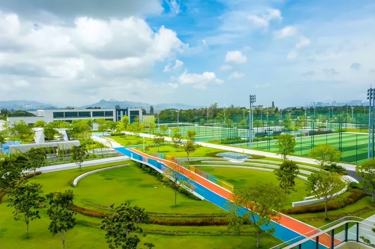 深圳正在筹建的体育场,深圳有塑胶跑道的体育馆