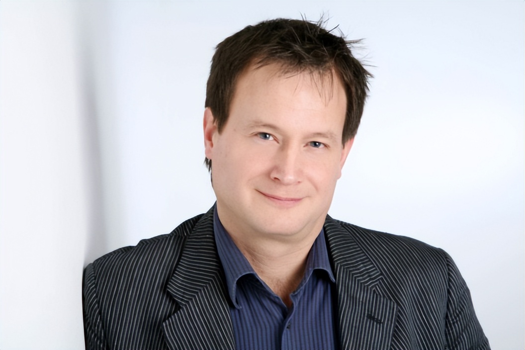 年轻人消费主义心理问题,消费主义背后的心理学