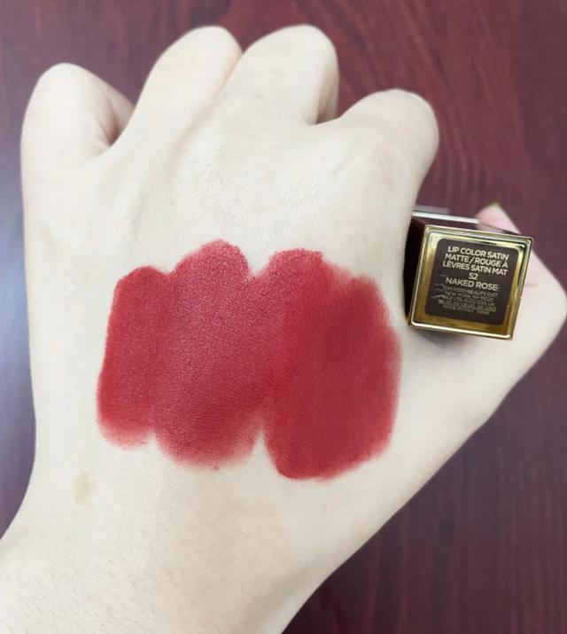 秋冬必备显气质口红,大方优雅女人必备口红