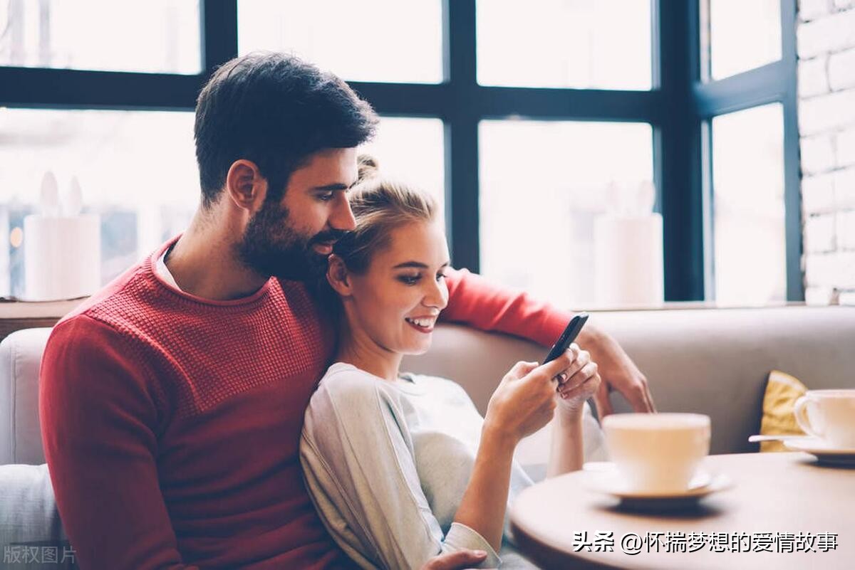 怎么撩女生才能喜欢上你的话题,如何快速撩到一个女人三招