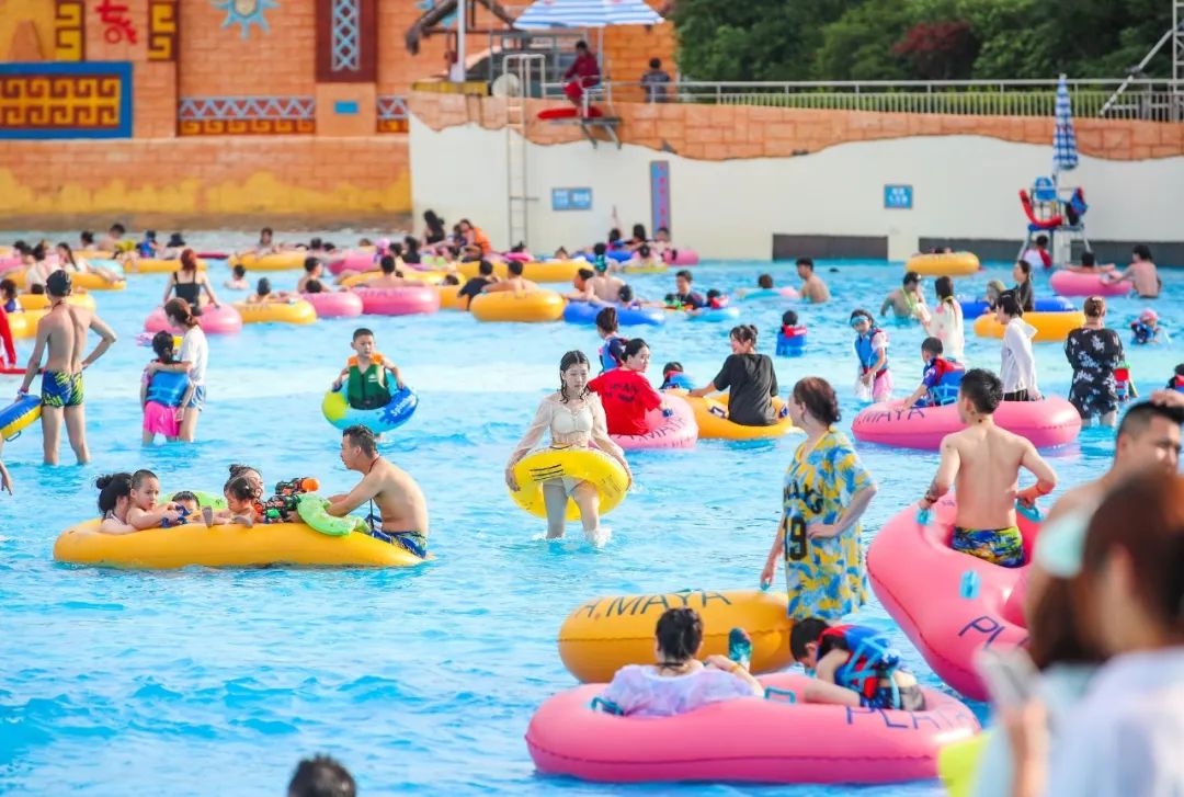 小黄鸭造浪池,小黄鸭戏水游乐