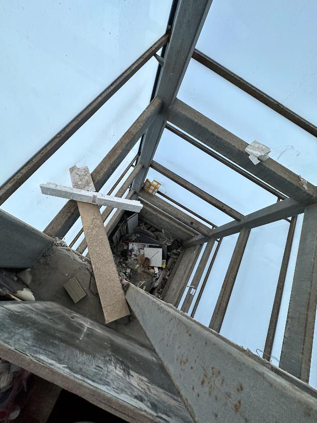 东居时代小区加装电梯,烂尾楼后来都怎么样了