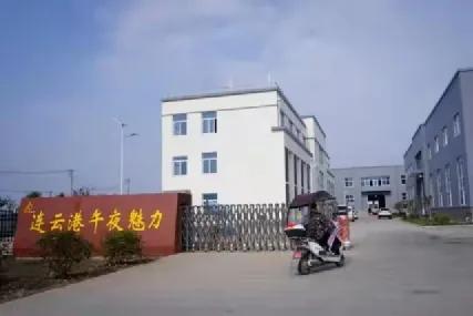 90后大学生卖花一年赚一个亿,90后小伙卖内衣赚5000万