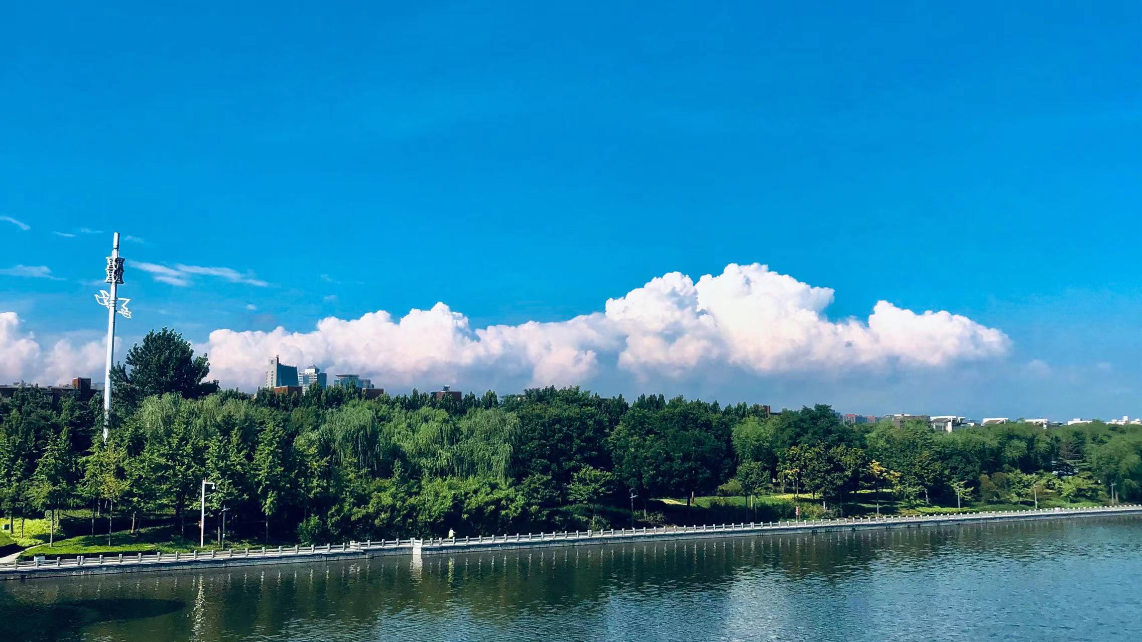 毕业十年后，我终于过上了在郑州月入四千的生活