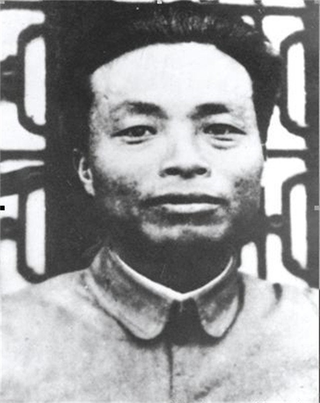 红军改编为八路军时，毛主席对129师军政主官的安排，大有学问