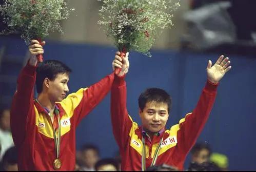 乒乓入奥24年,盘点国乒28位奥运冠军:马龙王曼昱都是唯一