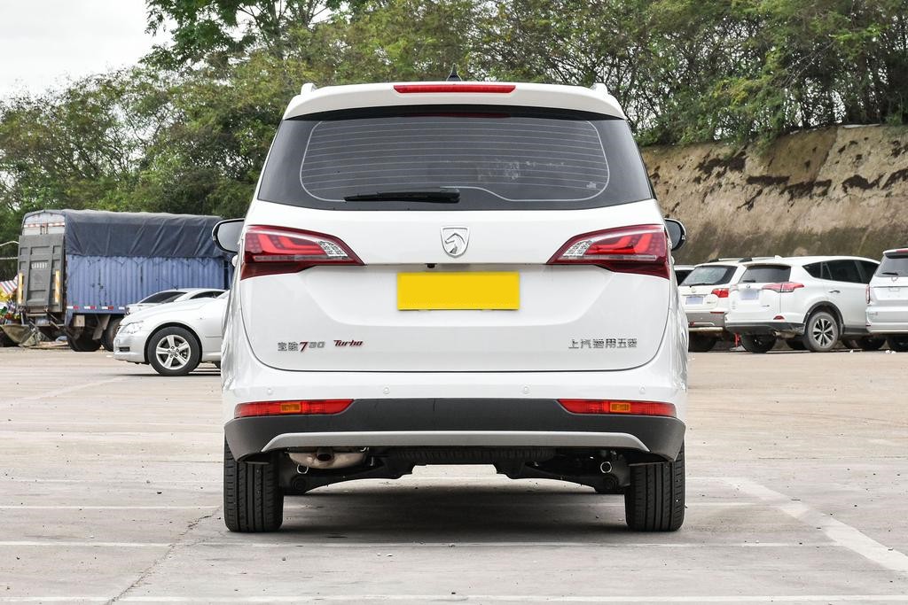 宝骏7305座,2021款宝骏730cvt试驾