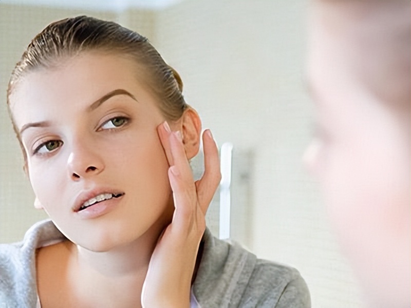 木耳不能和哪几种食物同吃,木耳跟哪些食物不能一起吃