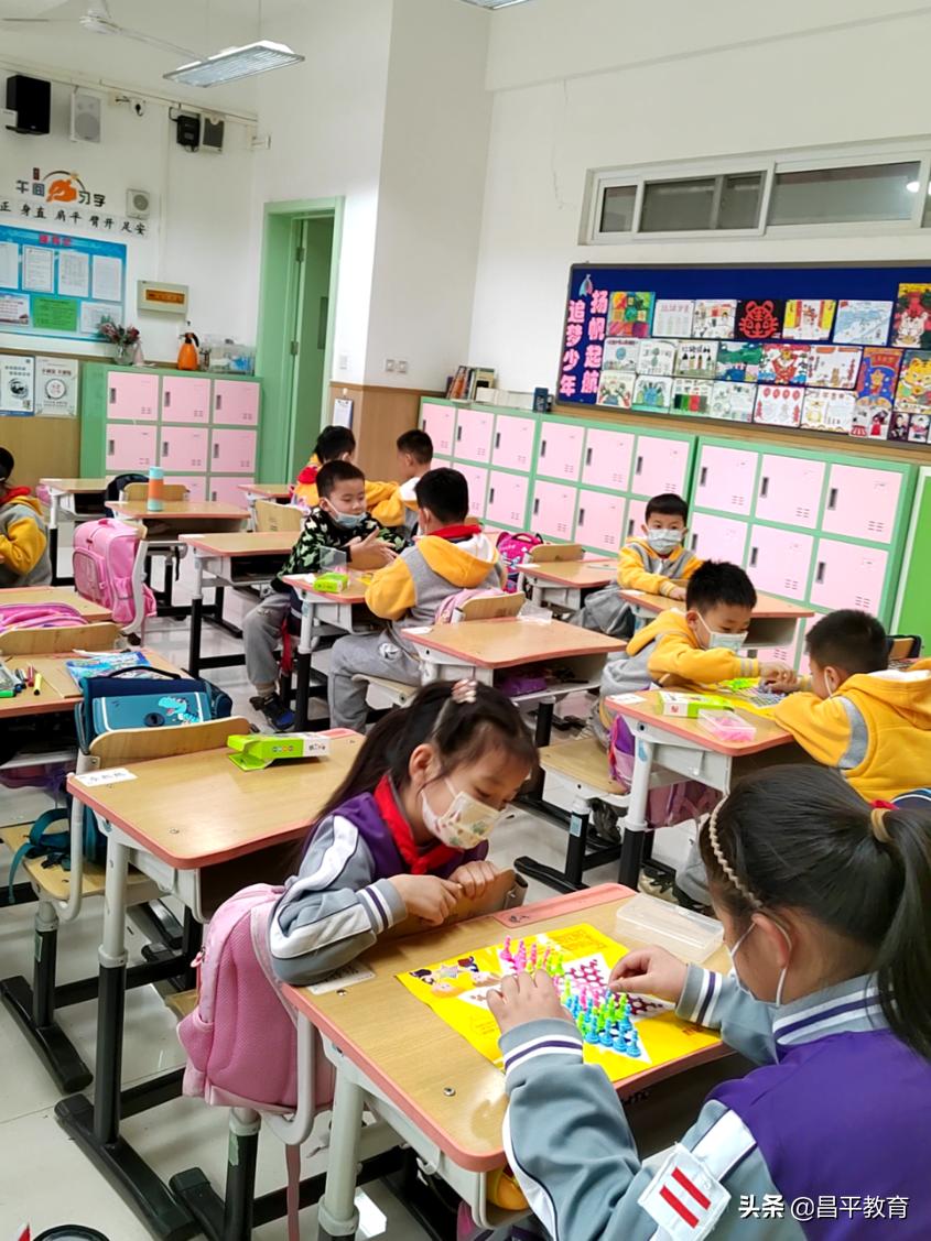 90多门课程助力巩华娃学足学好