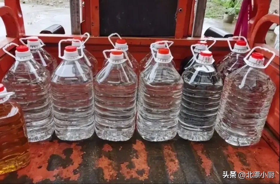 请人帮忙办事用什么酒好,请客求人办事喝什么酒